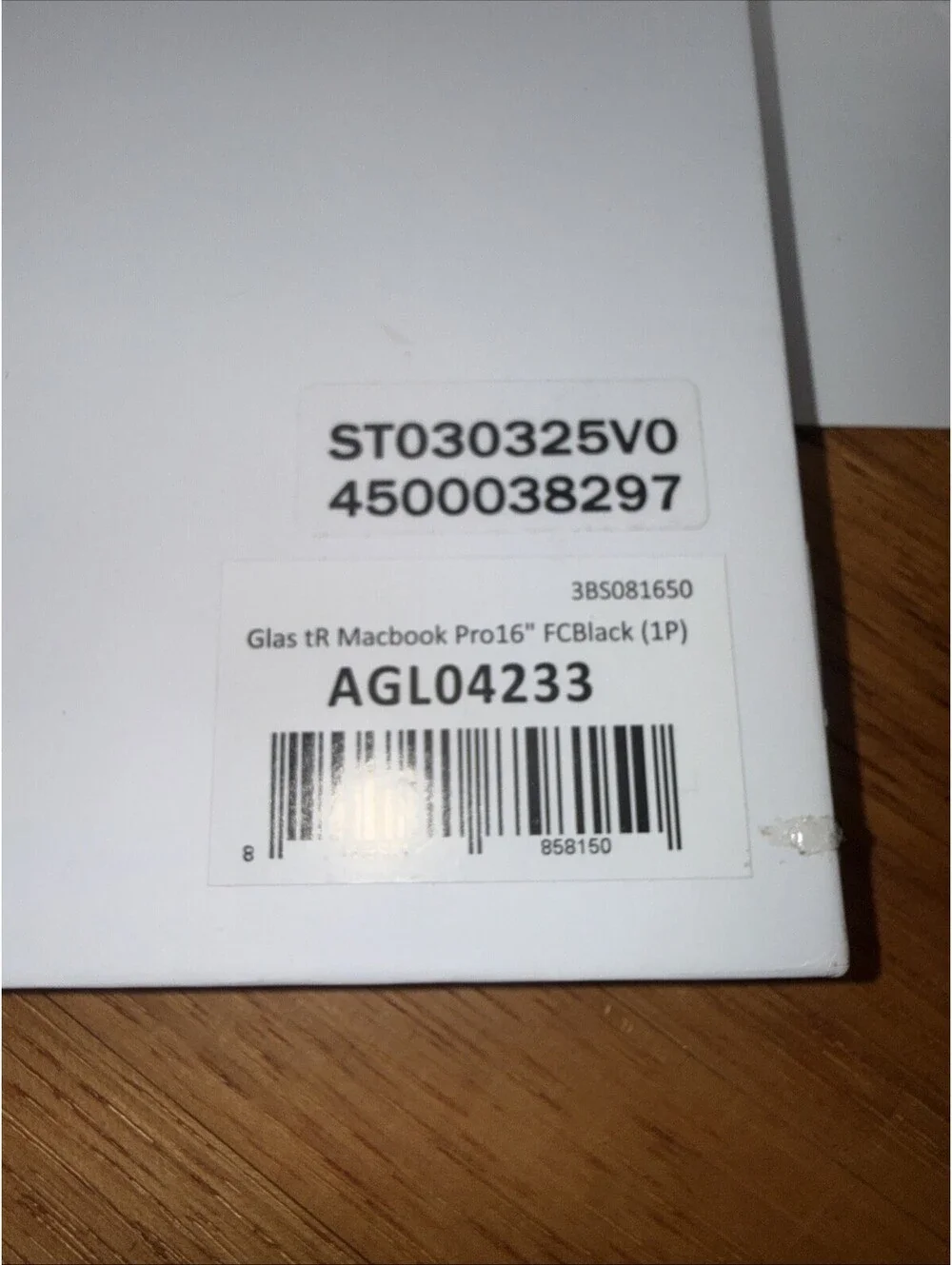 Glastr Slim MacBook Pro 16” Screen Protector